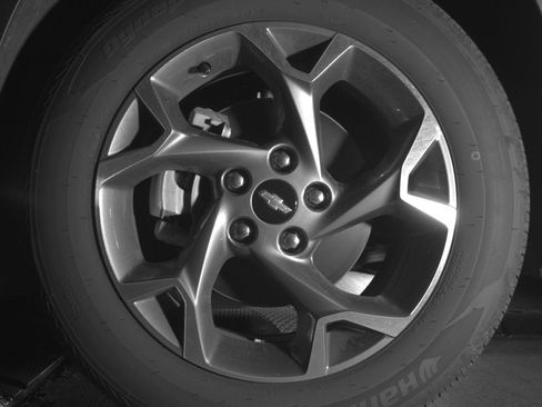 Used 2025 Chevrolet Trax LT FWD image 12