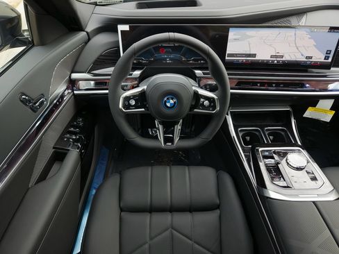 New 2026 BMW i7 eDrive50 w/ M Sport Package image 18