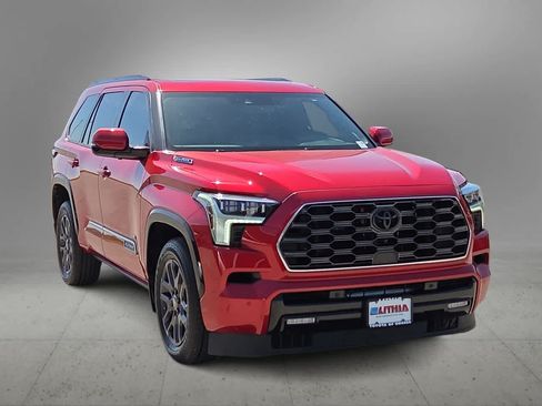 Certified 2025 Toyota Sequoia Platinum AWD/4WD image 3