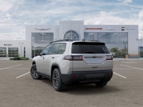 New 2026 Jeep Cherokee Laredo image 3