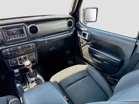 Used 2021 Jeep Wrangler Unlimited Sport AWD/4WD image 23
