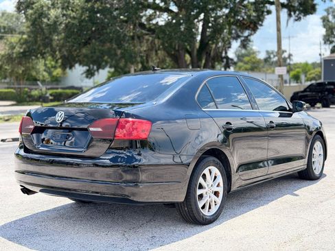 Used 2013 Volkswagen Jetta SE FWD image 5