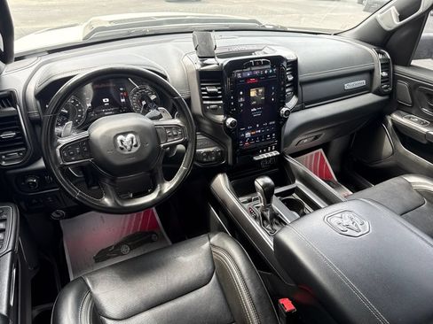 Used 2022 RAM 1500 Laramie AWD/4WD image 12