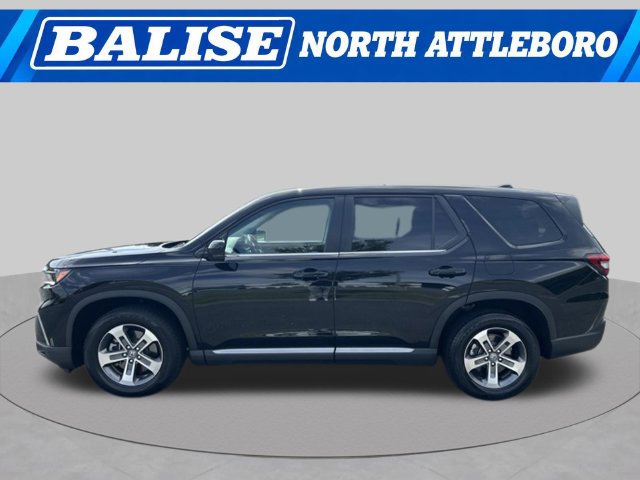 Used 2025 Honda Pilot EX-L image 3