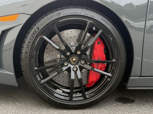 Used 2012 Lamborghini Gallardo LP 570-4 Super Trofeo Stradale AWD/4WD image 11