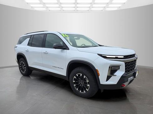 New 2026 Chevrolet Traverse Z71 w/ Driver Confidence Package AWD/4WD image 2