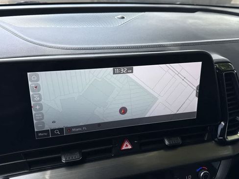 Certified 2025 Kia Sportage EX FWD image 18