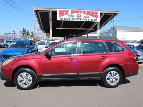 Used 2013 Subaru Outback 2.5i image 3