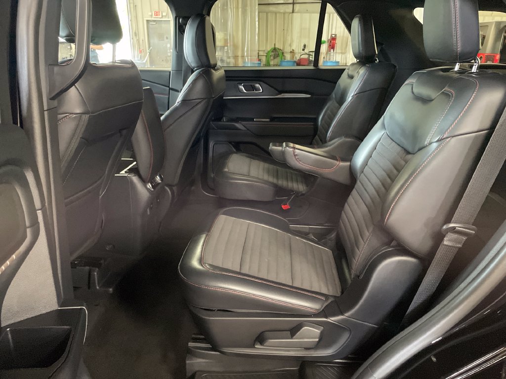Used 2026 Ford Explorer ST-Line AWD/4WD image 26