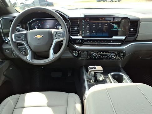 New 2026 Chevrolet Silverado 1500 LTZ w/ LTZ Premium Package image 13