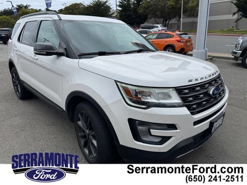Used 2017 Ford Explorer XLT w/ Equipment Group 202A AWD/4WD image 1