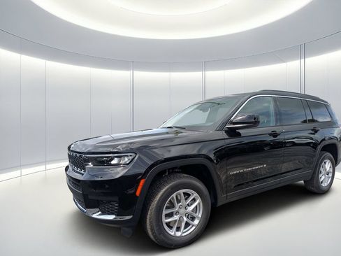 New 2026 Jeep Grand Cherokee L 2WD image 8