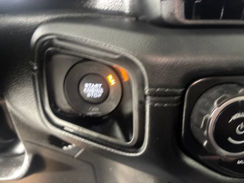 Used 2024 Jeep Wrangler Unlimited Sahara w/ Dual Top Group AWD/4WD image 32