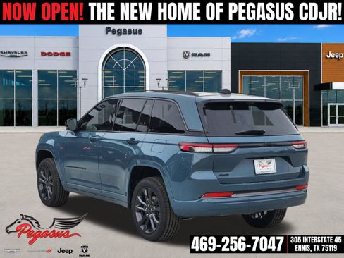 New 2026 Jeep Grand Cherokee Limited AWD/4WD image 4