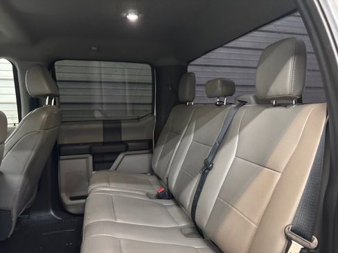 Used 2022 Ford F250 XL w/ STX Appearance Package AWD/4WD image 22