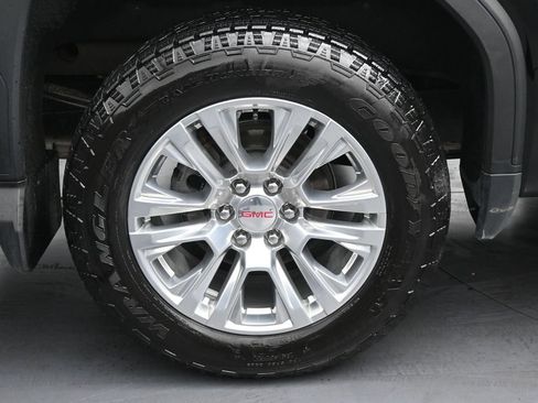 Used 2024 GMC Sierra 1500 Denali w/ Technology Package AWD/4WD image 32