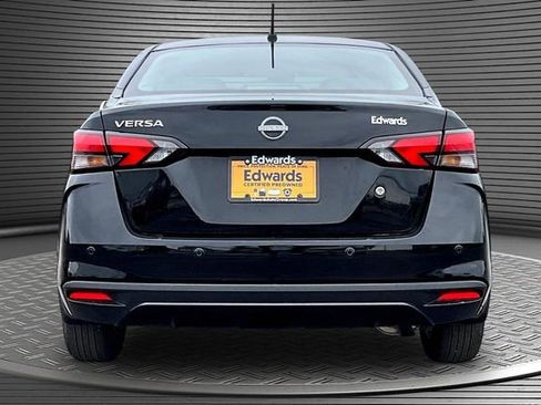Used 2025 Nissan Versa S w/ Trunk Package FWD image 5