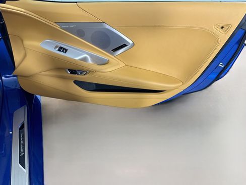 Used 2022 Chevrolet Corvette Stingray Premium Conv w/ Chrome Exterior Badge Package RWD image 32
