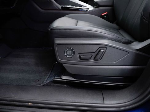 Certified 2025 Audi Q5 Premium w/ Premium Plus AWD/4WD image 10