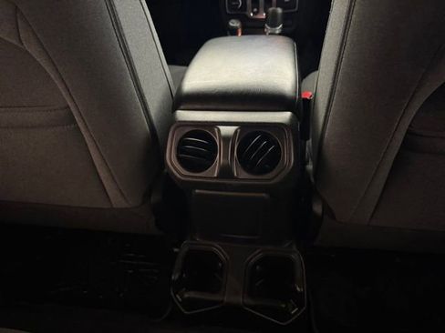 Used 2024 Jeep Wrangler Sport S image 10