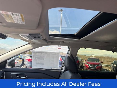 New 2026 Nissan Rogue Platinum w/ Platinum Premium Package AWD/4WD image 13