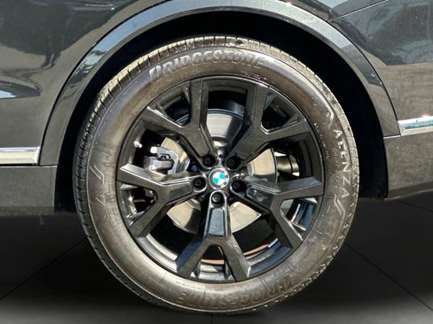 Used 2025 BMW X7 xDrive40i AWD/4WD image 27