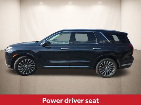 Used 2024 Hyundai Palisade Calligraphy image 9