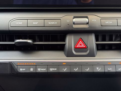 New 2026 Kia K4 FWD image 25