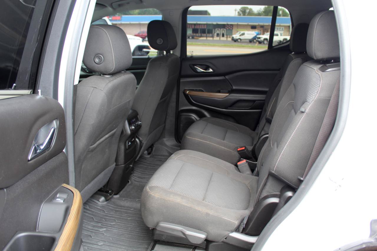 Used 2023 GMC Acadia SLE w/ Driver Convenience Package AWD/4WD image 9