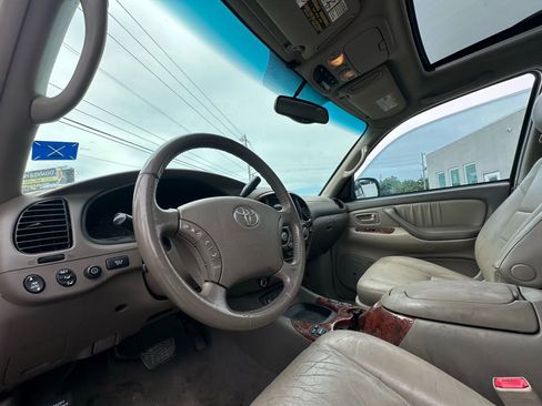 Used 2005 Toyota Sequoia Limited image 13