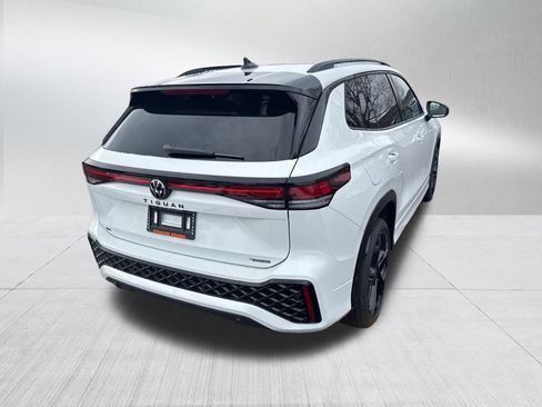New 2026 Volkswagen Tiguan SE R-Line AWD/4WD image 5