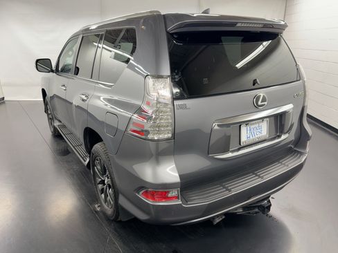 Used 2021 Lexus GX 460 Premium w/ Premium Package image 3