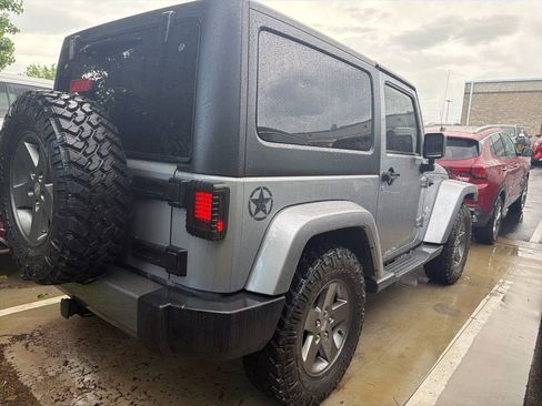 Used 2015 Jeep Wrangler Sport AWD/4WD image 5