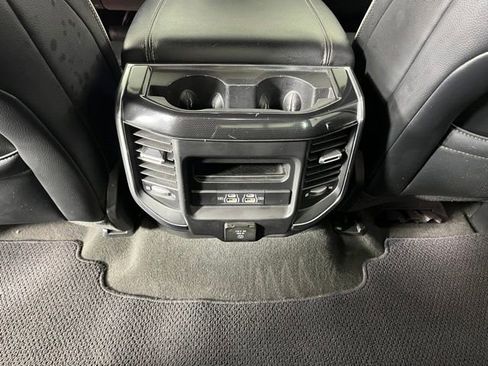 Used 2022 RAM 1500 Laramie AWD/4WD image 36