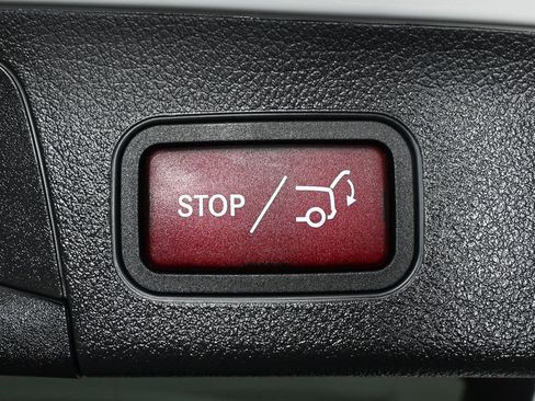 Certified 2026 Mercedes-Benz GLA 250 image 31