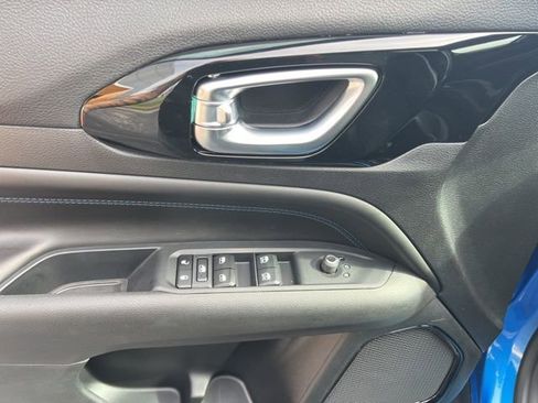 New 2026 Jeep Compass Latitude image 6