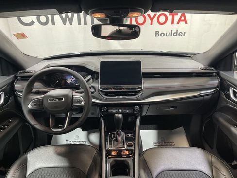 Used 2025 Jeep Compass Trailhawk AWD/4WD image 16