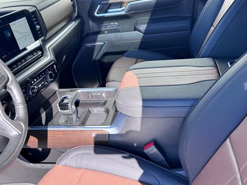 Used 2026 Chevrolet Silverado 1500 High Country w/ Technology Package image 16