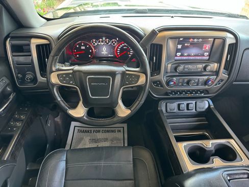Used 2015 GMC Sierra 1500 Denali w/ Driver Alert Package image 21