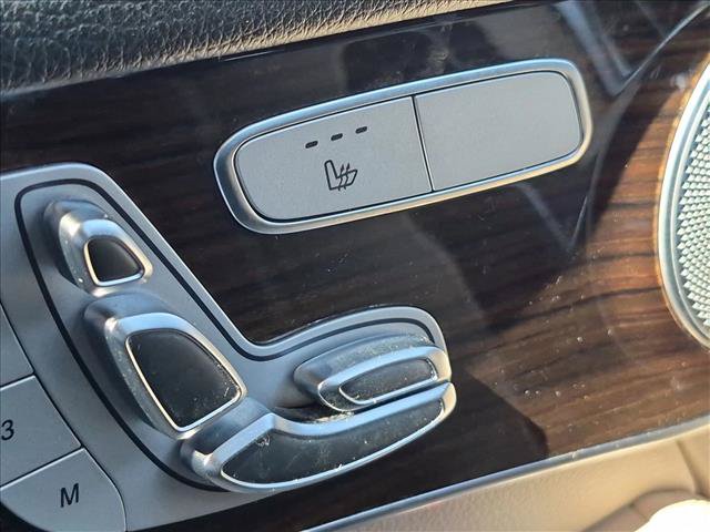 Used 2019 Mercedes-Benz GLC 300 4MATIC image 11