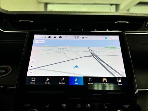 Certified 2023 Jeep Grand Cherokee L Overland AWD/4WD image 17