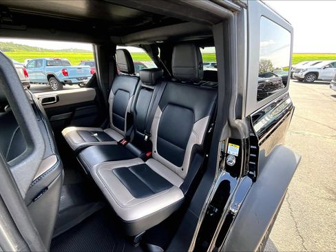 Used 2024 Ford Bronco Wildtrak AWD/4WD image 27
