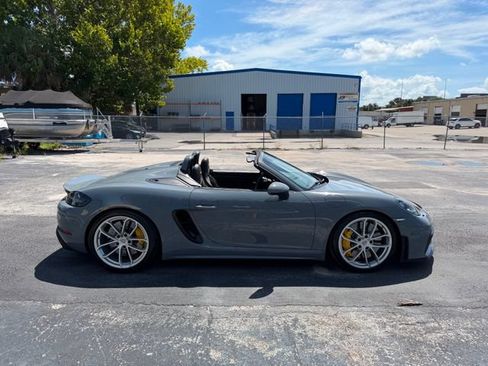 Used 2023 Porsche 718 Boxster Spyder RWD image 92