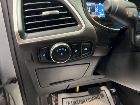 Used 2024 Ford Edge SEL image 24