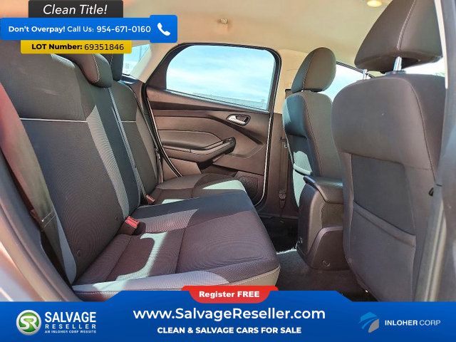 Used 2014 Ford Focus SE FWD image 13