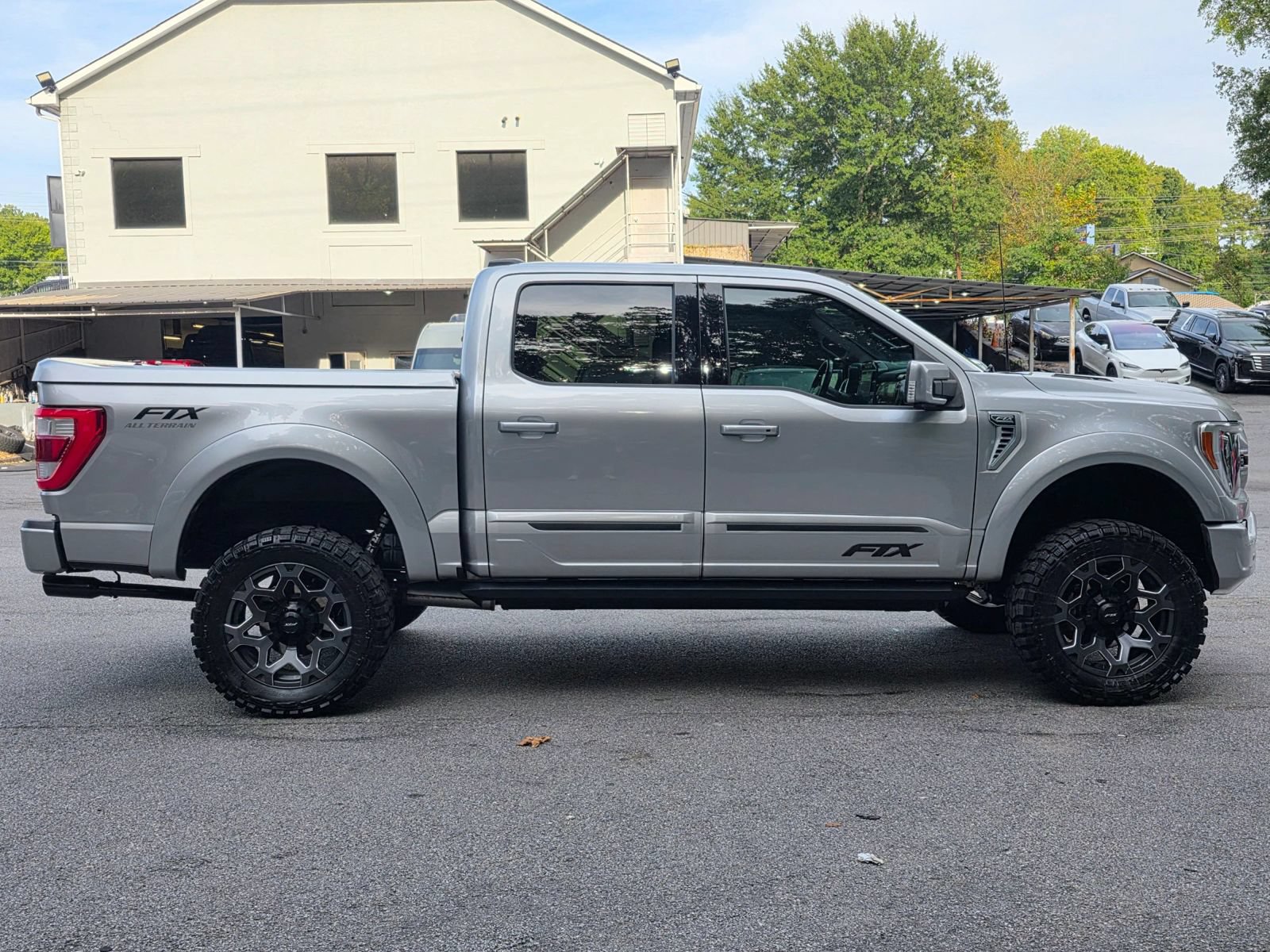 Used 2022 Ford F150 Lariat w/ Equipment Group 502A High AWD/4WD image 8