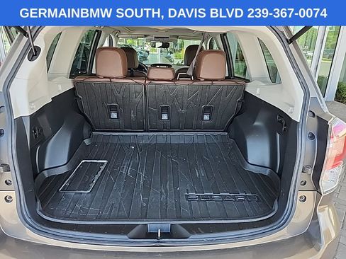 Used 2018 Subaru Forester 2.5i Touring AWD/4WD image 11
