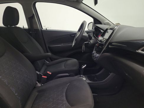 Used 2020 Chevrolet Spark LT image 21