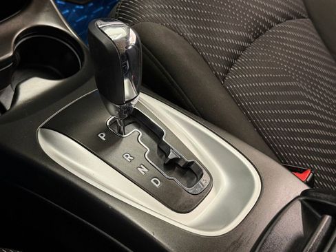 Used 2019 Dodge Journey SE w/ Connectivity Group FWD image 13