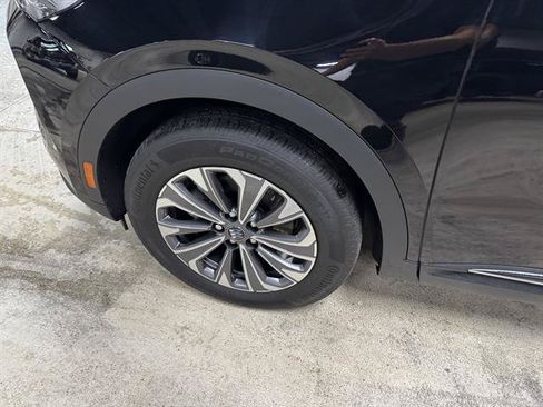 Certified 2024 Buick Envision Preferred AWD/4WD image 9